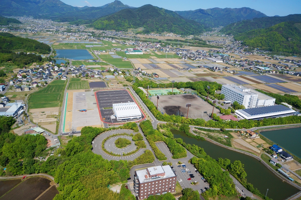 日置電機株式会社