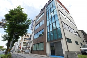 伸栄産業株式会社